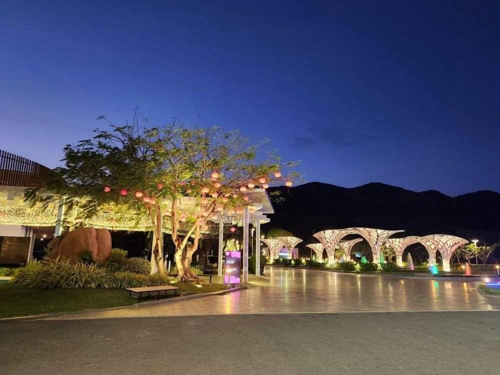 Oceanami Resort & Beach Club Long Hai Exterior photo